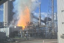 Photo of حريق داخل محطة لتوليد الكهرباء بالفحم في كوريا الجنوبية (فيديو وصور)