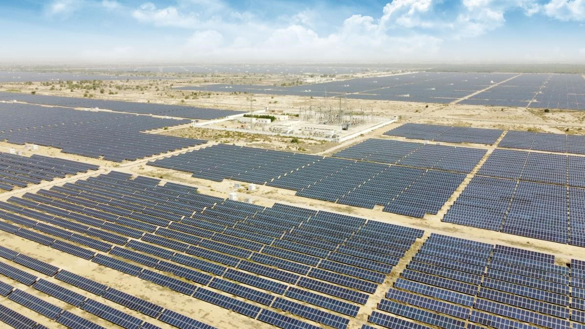مجمع قائد أعظم للطاقة الشمسية في باكستان