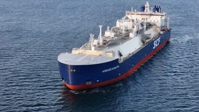 Photo of روسيا تتسلم أول ناقلة غاز مسال كاسحة للجليد محلية الصنع