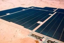 Photo of استثمارات الإمارات بقطاع الطاقة في اليمن تزود 3 ملايين منزل بالكهرباء النظيفة
