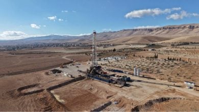 Photo of الشركة السورية للبترول تبدأ حفر بئر غاز.. وتقديرات لاحتياطيات كبيرة