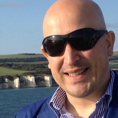 الكاتب جون ماينوارينغ