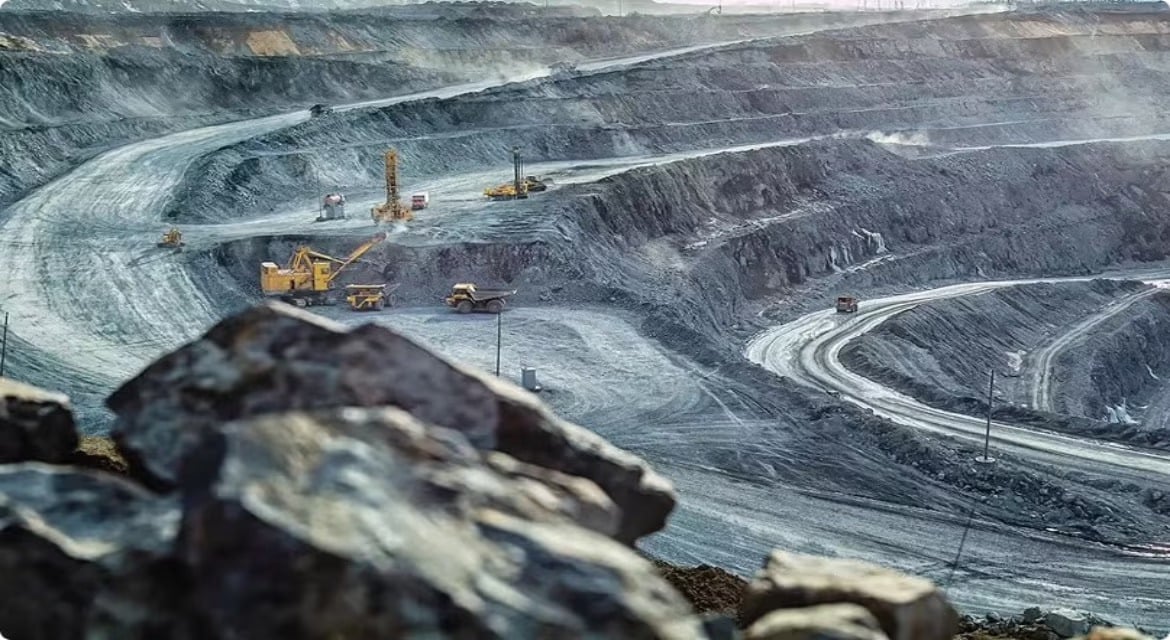 أكبر مناقصة تعدين في السعودية