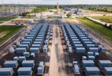 Photo of قطاع تخزين الكهرباء بالبطاريات في أميركا يترقب تغييرات جذرية خلال 2026 (تقرير)