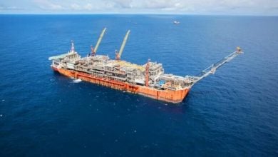 Photo of نيجيريا تطرح 50 مربع نفط وغاز للمنافسة.. باحتياطيات مليارَي برميل