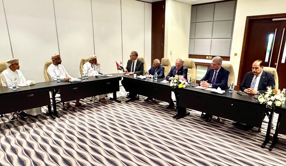 جانب من المباحثات بين مصر وسلطنة عمان