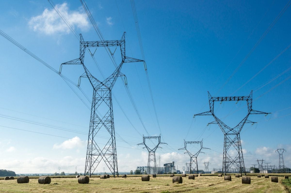 خطوط كهرباء