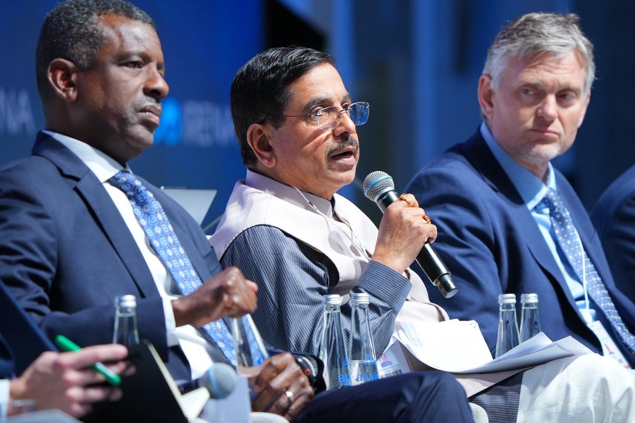 وزير الطاقة الجديدة والمتجددة، برالهاد جوشي