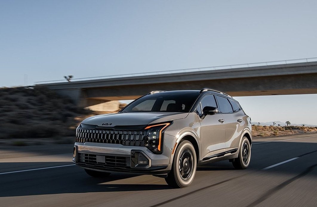 سيارة من إنتاج شركة كيا