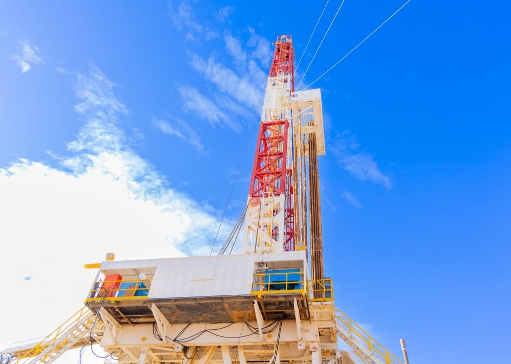 جانب من عمليات التطوير في حقل عكاس للغاز