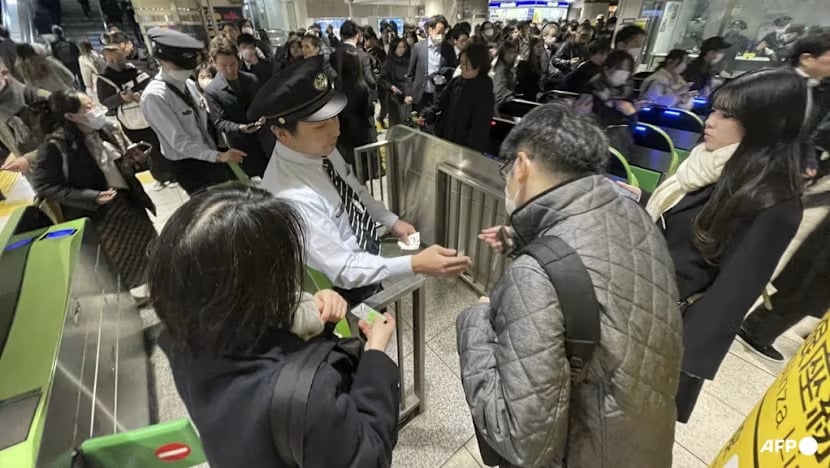 زحام بسبب انقطاع الكهرباء عن السكك الحديدية في اليابان