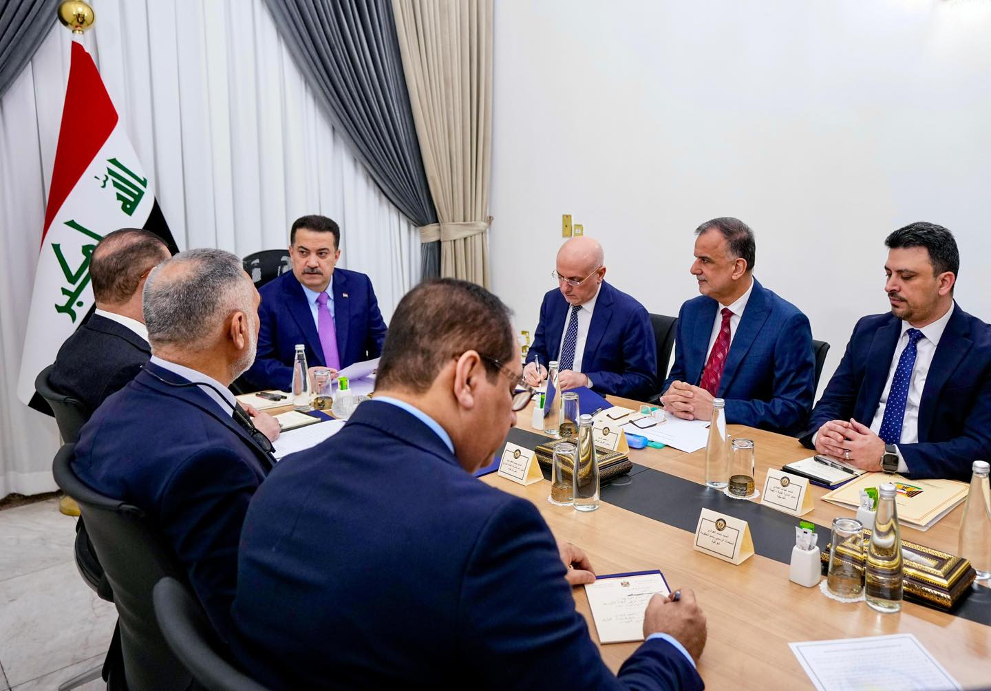 جانب من الاجتماع- الصورة من المكتب الإعلامي لرئيس الوزراء العراقي