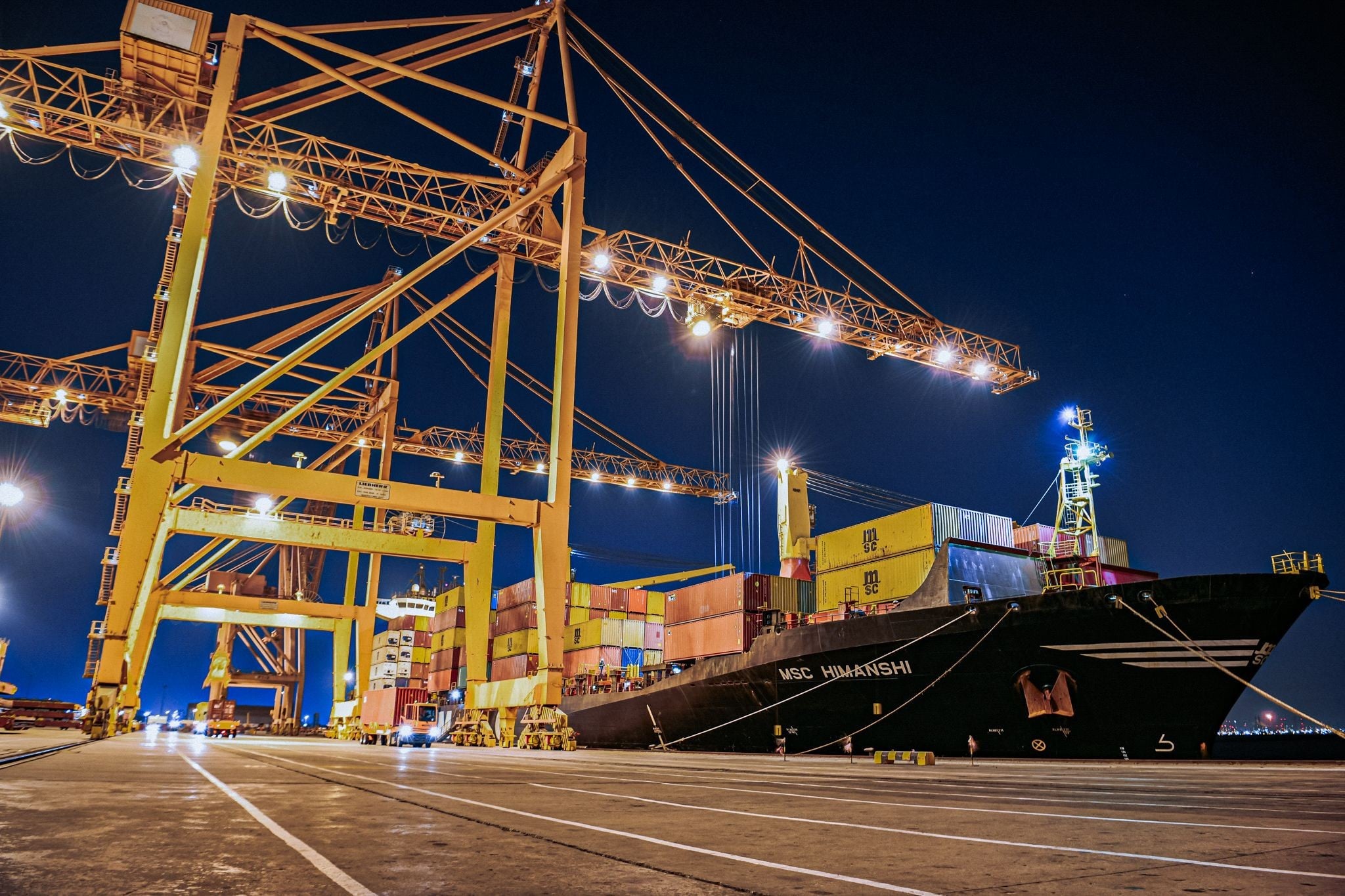 ميناء الجبيل التجاري في السعودية