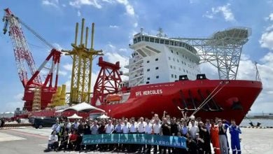 Photo of احتجاز سفينة رفع تُستعمل في تركيب مزارع الرياح.. ما الأسباب؟