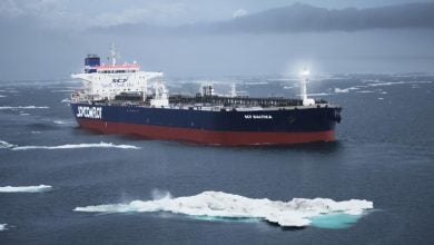 Photo of سقف سعر النفط الروسي يهبط إلى 44.10 دولارًا.. عقوبات جديدة من أوروبا