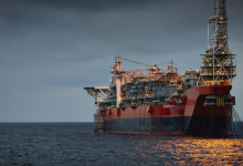 Photo of موارد النفط في المياه العميقة تجذب استثمارات الشركات العالمية الكبرى (تقرير)