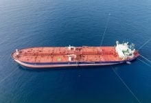 Photo of شحنة نفط ضخمة تصل إلى سوريا.. ما مصدرها؟