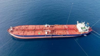 Photo of شحنة نفط ضخمة تصل إلى سوريا.. ما مصدرها؟