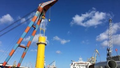 Photo of أكبر مزرعة رياح بحرية في أميركا تركب أول توربيناتها الـ176