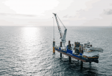 Photo of أكبر مزرعة رياح بحرية في الدنمارك تشهد حدثًا مهمًا