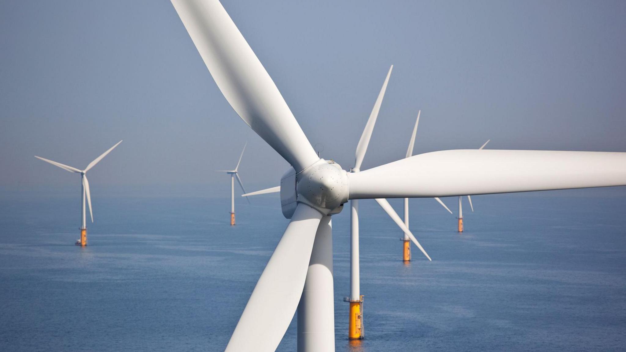 مشروعات رياح بحرية في المملكة المتحدة