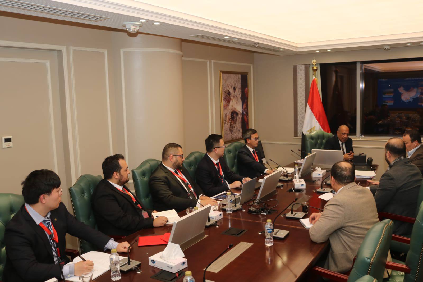 جانب من مباحثات وزير الكهرباء المصري مع شركة صاني الصينية