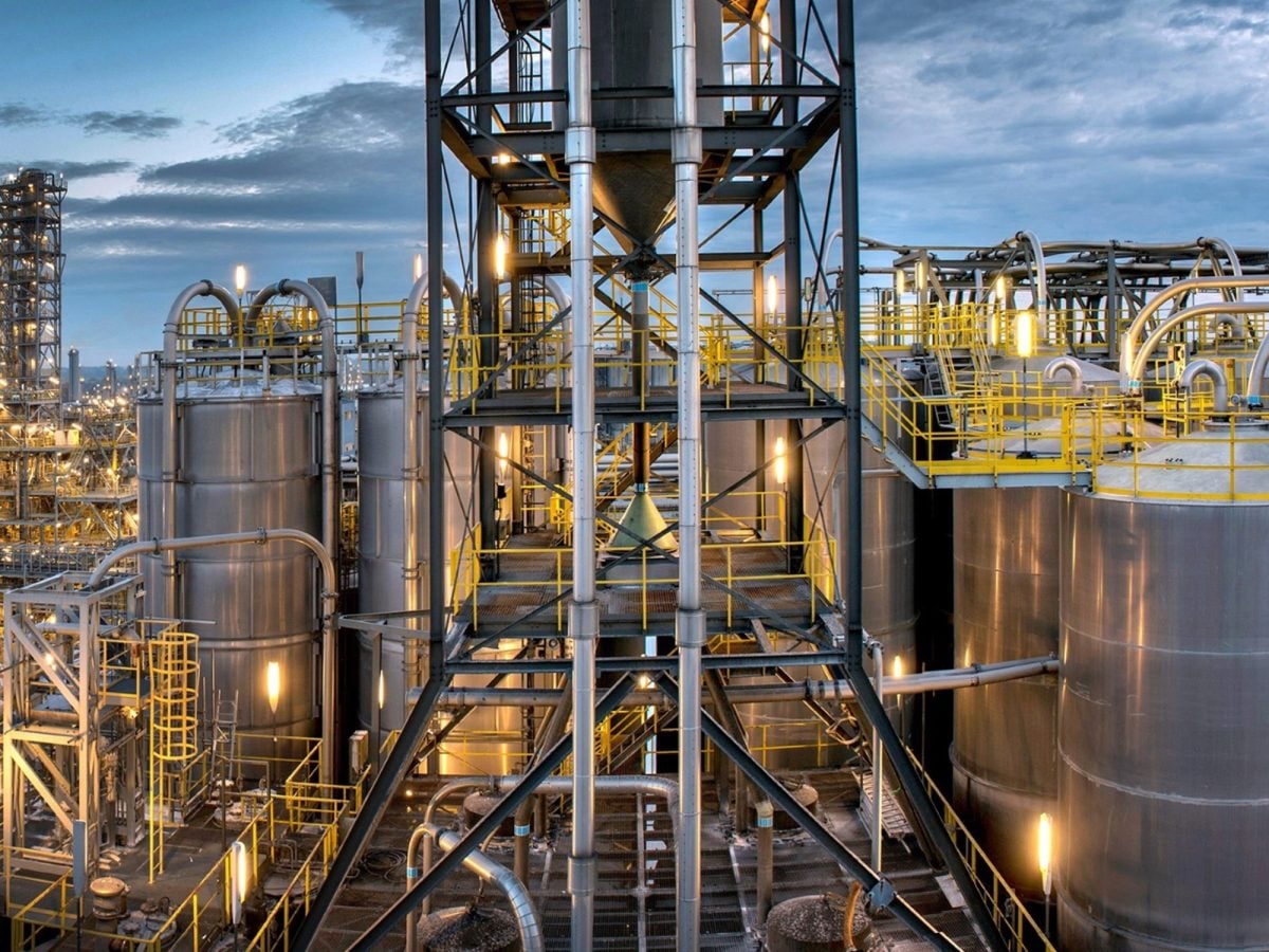 أحد مشروعات سابك- أرشيفية