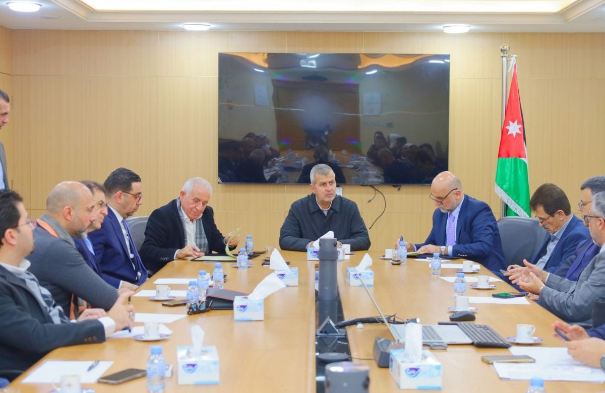 حقل الريشة الأردني