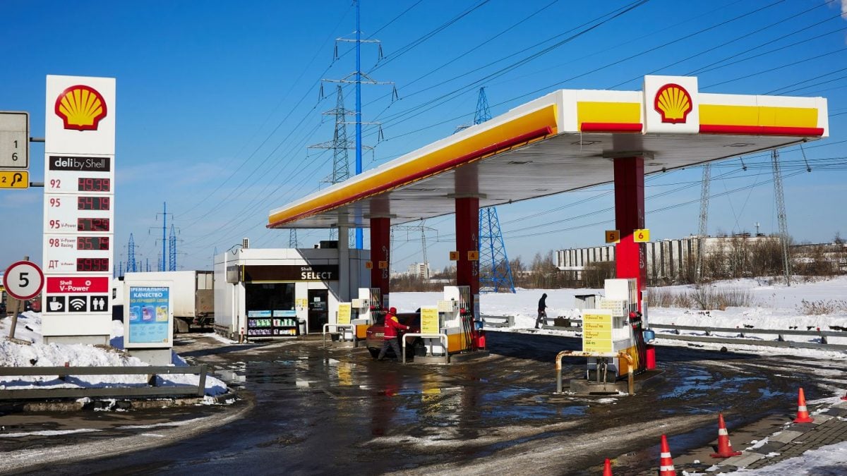 محطة وقود تابعة لشركة شل 