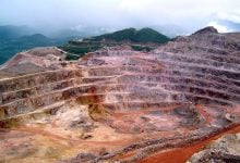 Photo of أكبر شركة تعدين في الصين تستهدف إنتاج 140 طنًا من الذهب