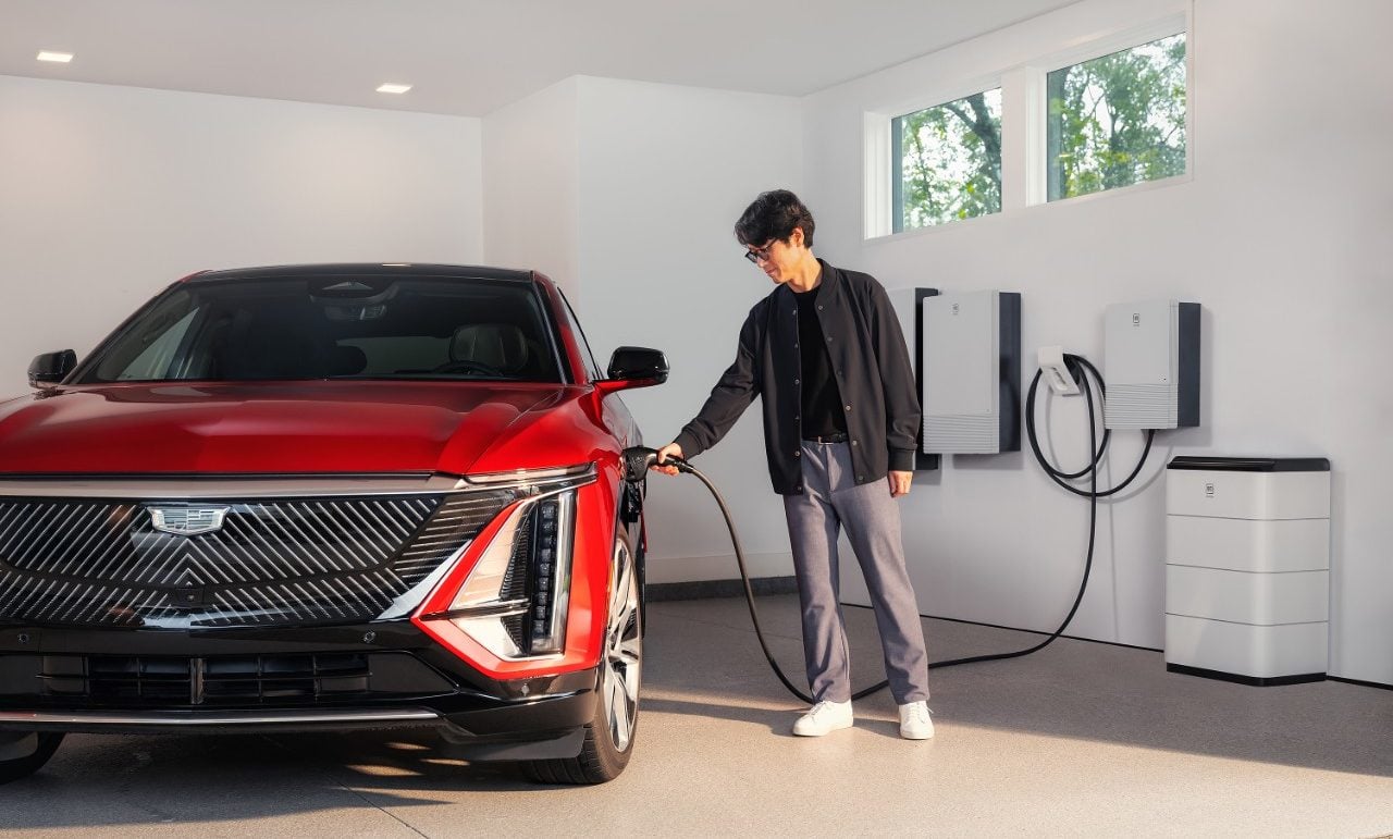 شحن السيارات الكهربائية