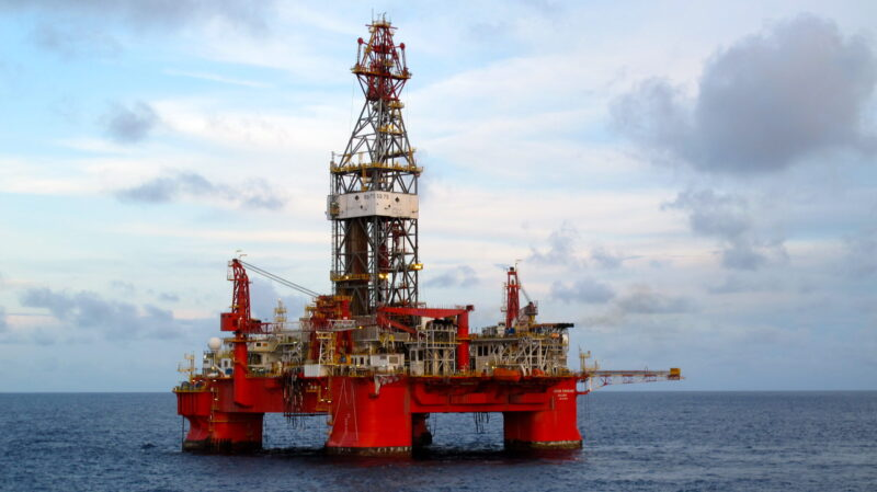 منصة الحفر نوبل كوريج 