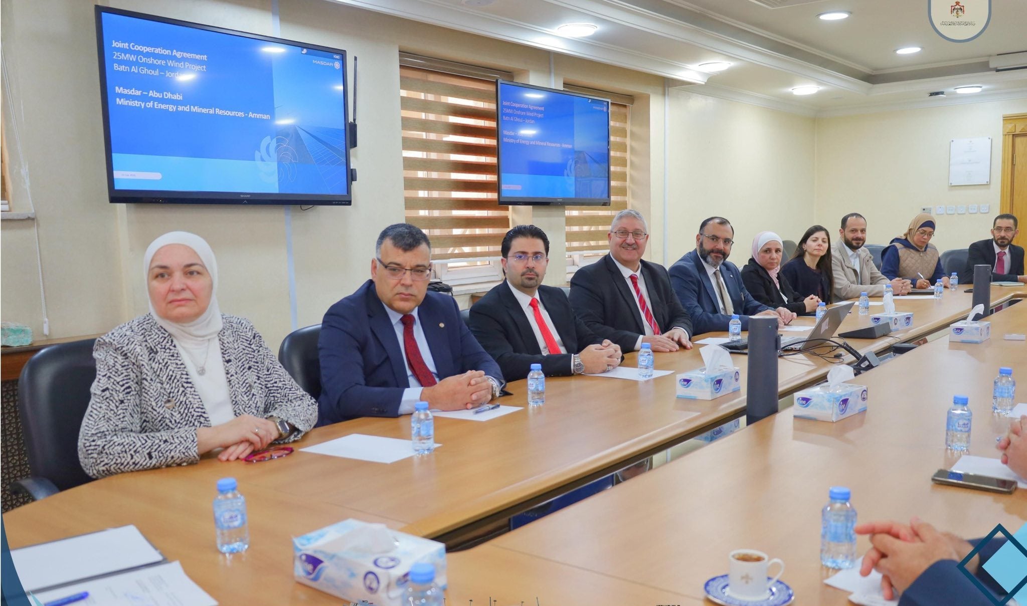 من مراسم توقيع اتفاقية تنفيذ محطة طاقة رياح في الأردن