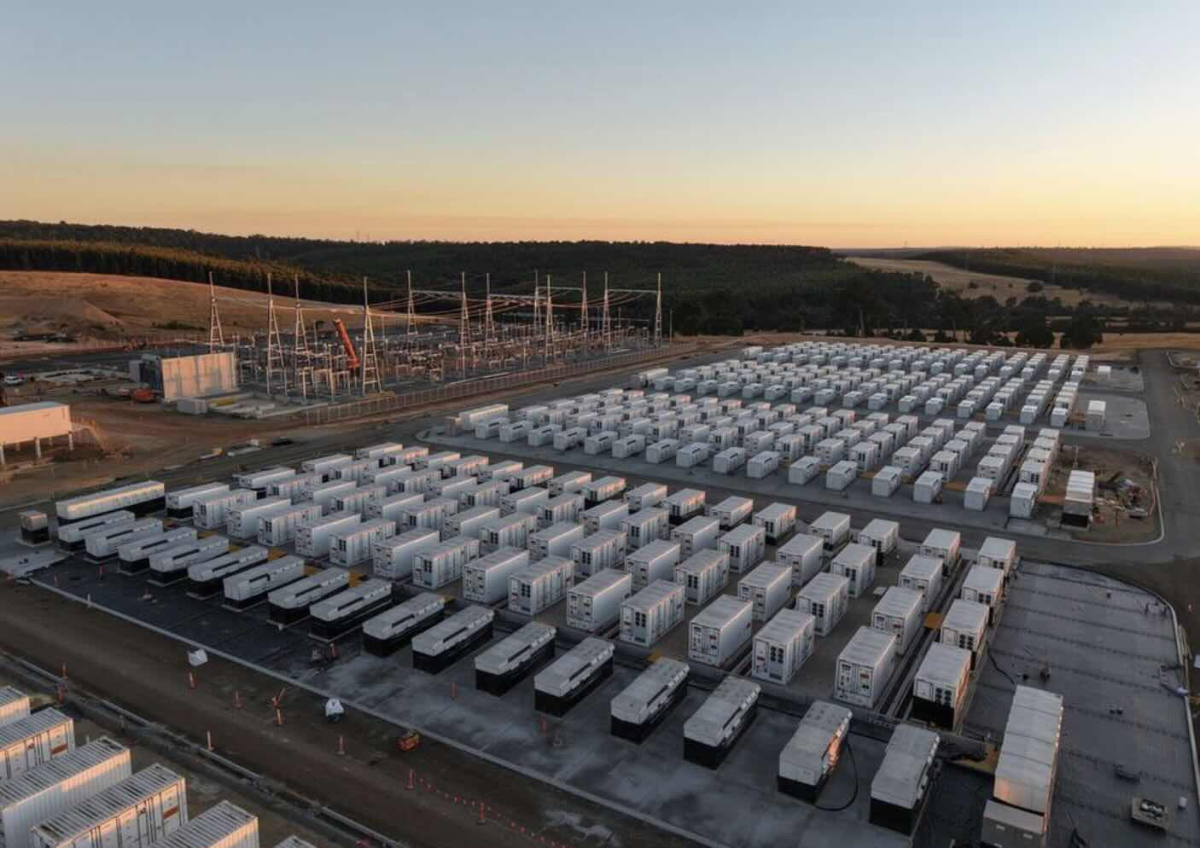 مشروع كولي لتخزين الكهرباء بالبطاريات 