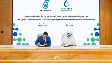 Photo of قطر للطاقة توقع صفقة غاز مسال ضخمة مع ماليزيا.. الثانية في 2026