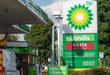 Photo of نتائج أعمال بي بي في الربع الرابع 2025 تصعد بالأرباح 32%