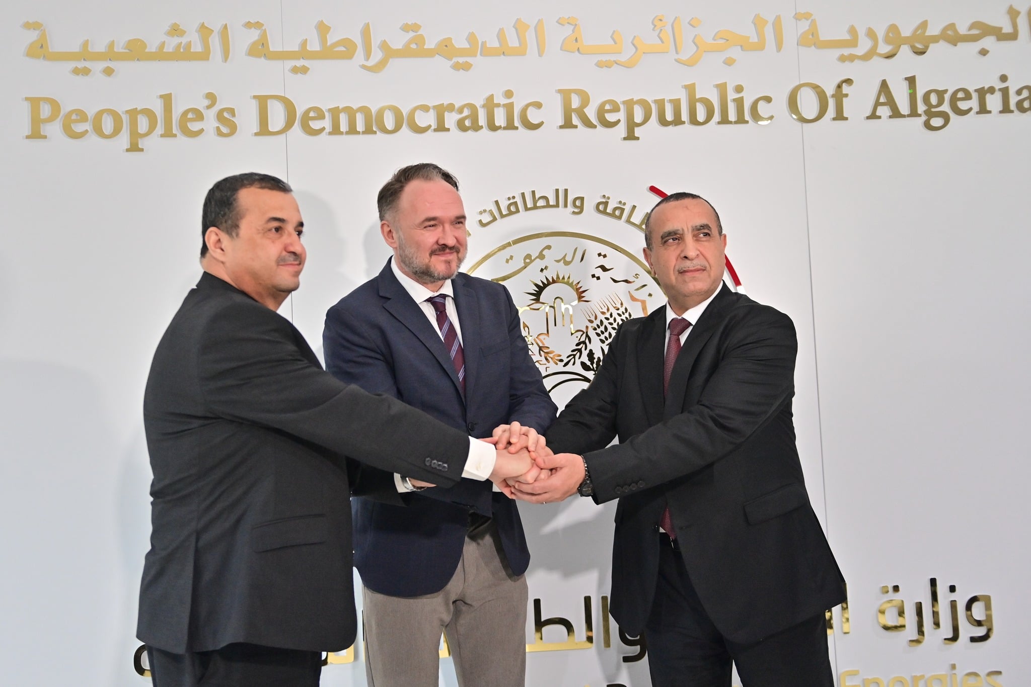 استيراد الغاز والهيدروجين من الجزائر