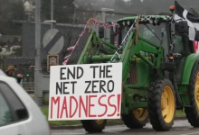 Photo of سياسات الحياد الكربوني في بريطانيا تؤرق المزارعين المتعثرين (تقرير)