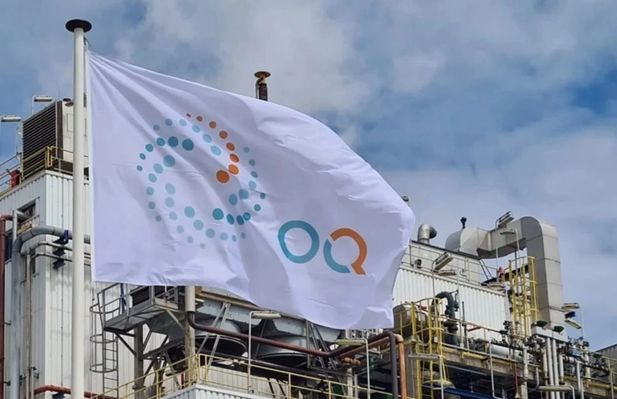 شعار أوكيو العمانية في أحد المشروعات