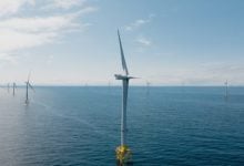 Photo of مشروعات طاقة الرياح في شمال إسكتلندا تواجه تهديد ارتفاع رسوم نقل الكهرباء (تقرير)