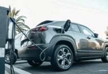 Photo of كيف تسهم بطاريات السيارات الكهربائية في جنوب أفريقيا باستقرار الشبكة؟