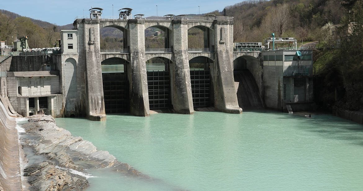 سد كهرومائي