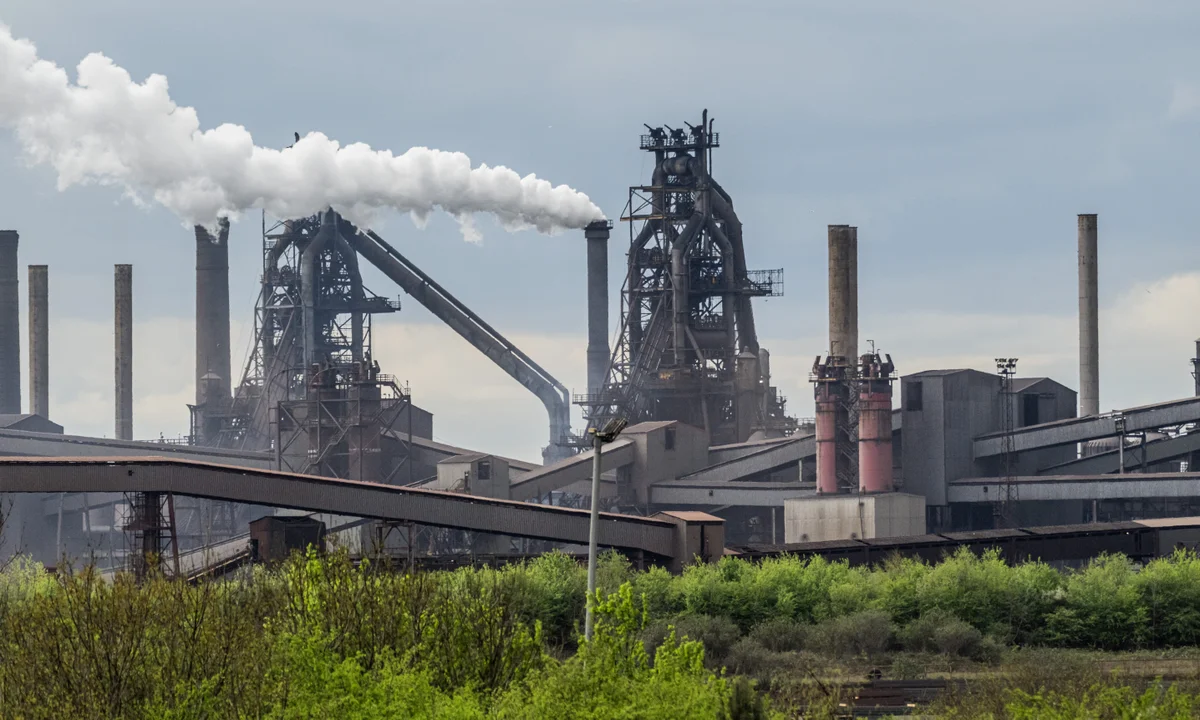 أحد مصانع الصلب في بلدة سكونثورب ببريطانيا