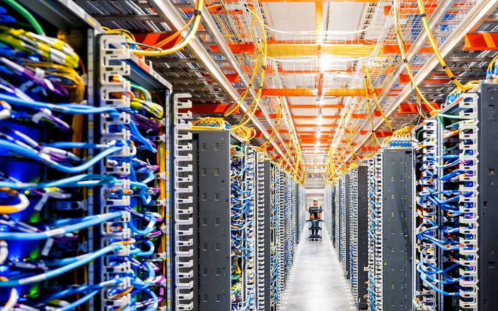 أحد مراكز البيانات 