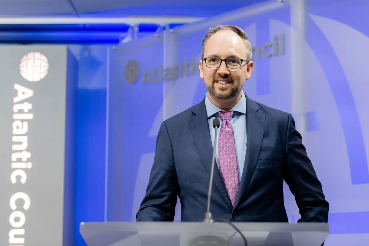 نائب رئيس شؤون الطاقة والبنية التحتية في المجلس الأطلسي لاندون ديرنتز