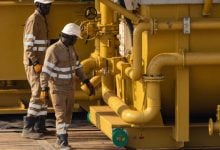 Photo of إنتاج النفط في أوغندا يضمن إيرادات 600 مليون دولار.. لأول مرة