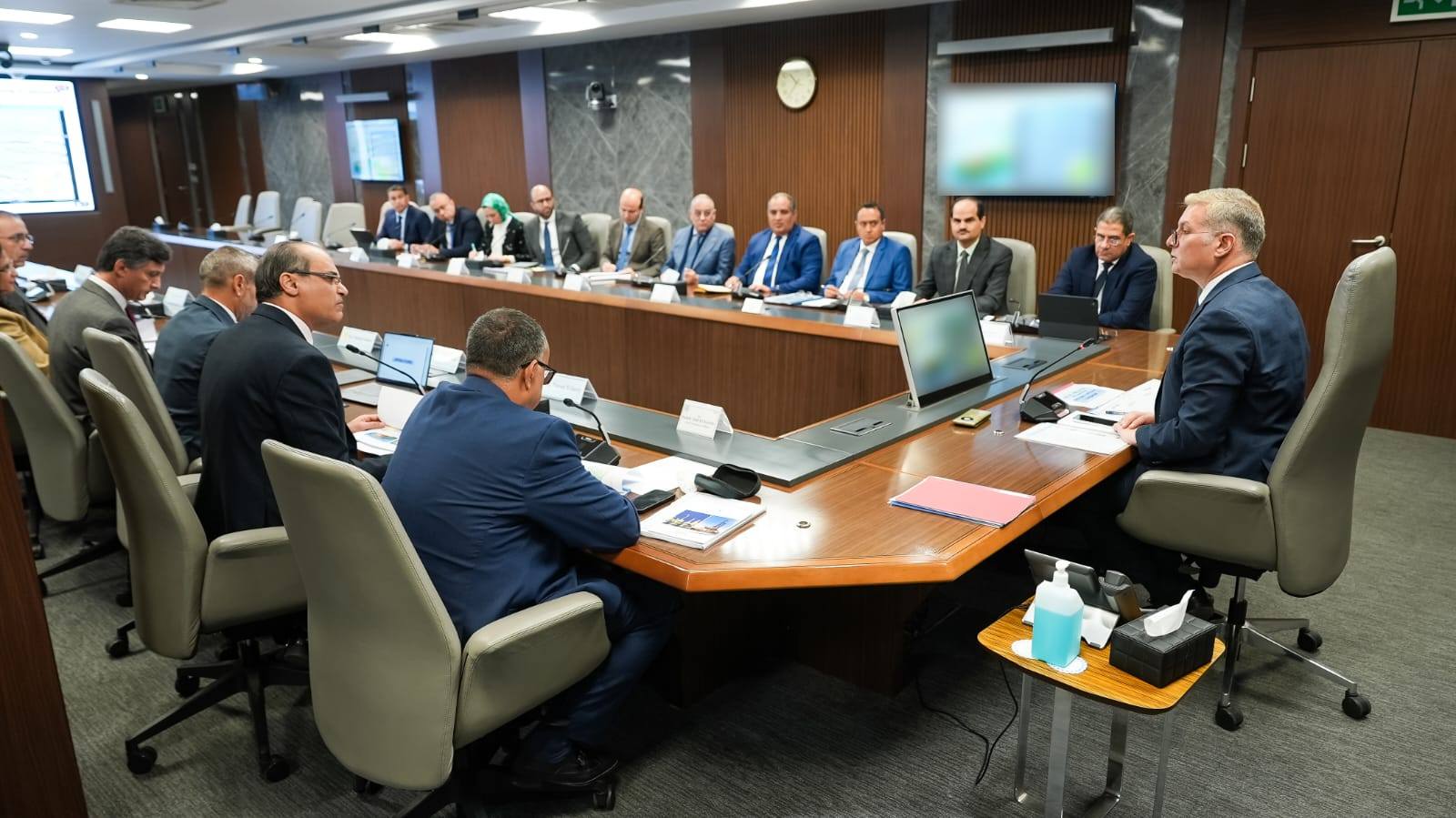 جانب من الجمعية العامة لشركتي بتروشروق وبتروبل