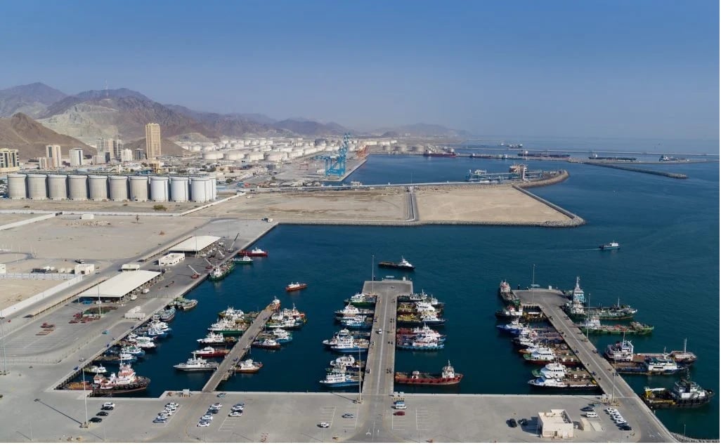 مخزونات المنتجات النفطية في الفجيرة