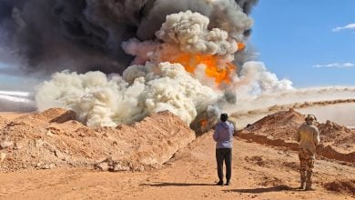 Photo of حقل الشرارة الليبي.. النيران ما زالت مشتعلة منذ 3 أيام
