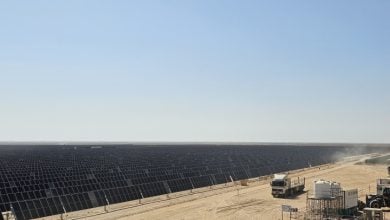 Photo of الطاقة المتجددة في سلطنة عمان.. 330 ميغاواط تدخل الشبكة خلال 2026